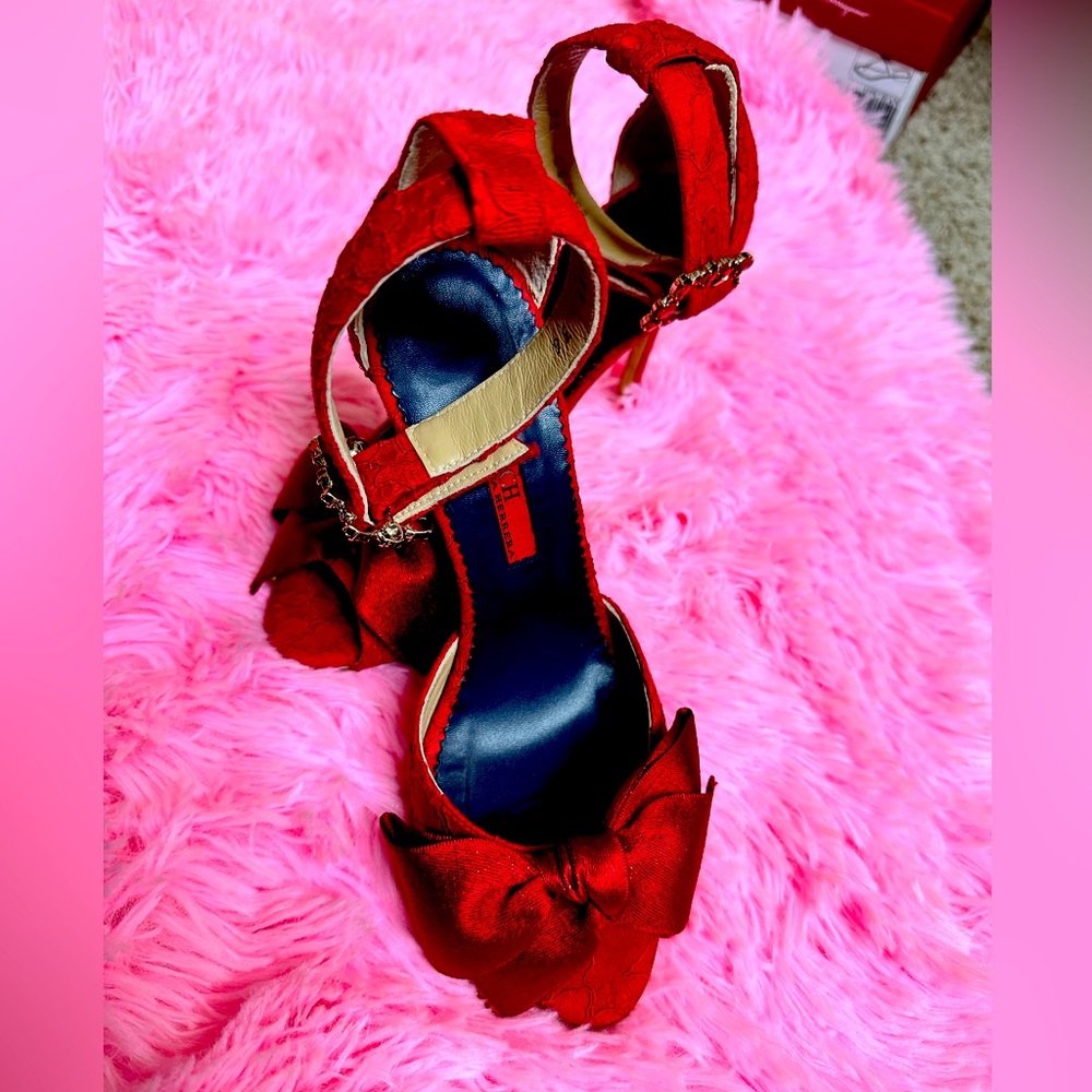 Carolina Herrera Heels